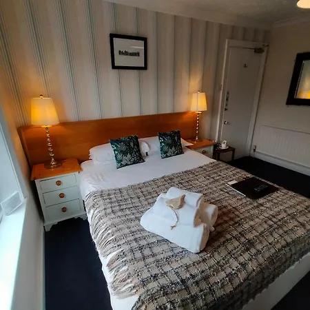 Pensión Arden House 4*