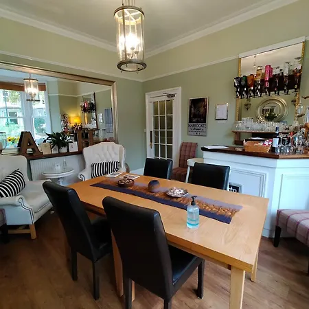Arden House Gæstehus 4*