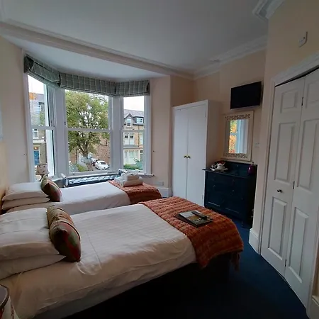 Arden House 4* Harrogate